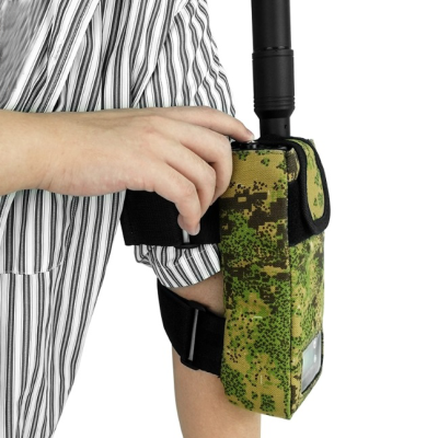 Camouflage jammer can be hung on the arm