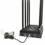 Plug-and-play WiFi and cell phone jammer